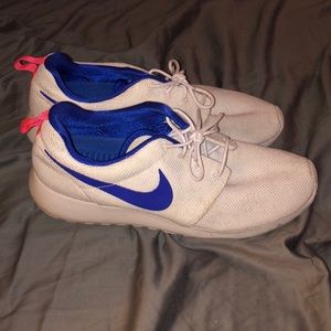 Men’s Nike roshe’s size 11.5